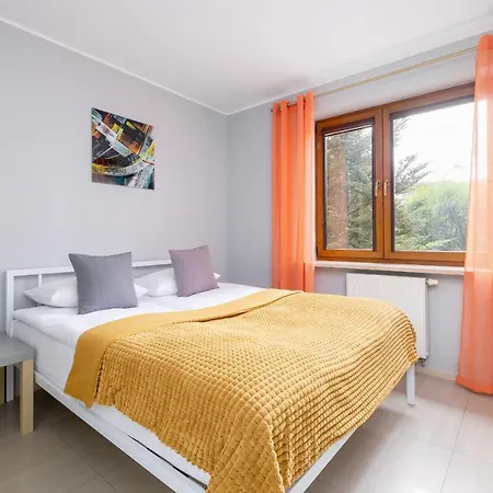 Mondrian With Terrace & Suitable For Remote Work In By Renters Krakkó