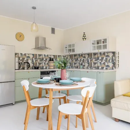 Apartmán Mondrian With Terrace & Suitable For Remote Work In By Renters